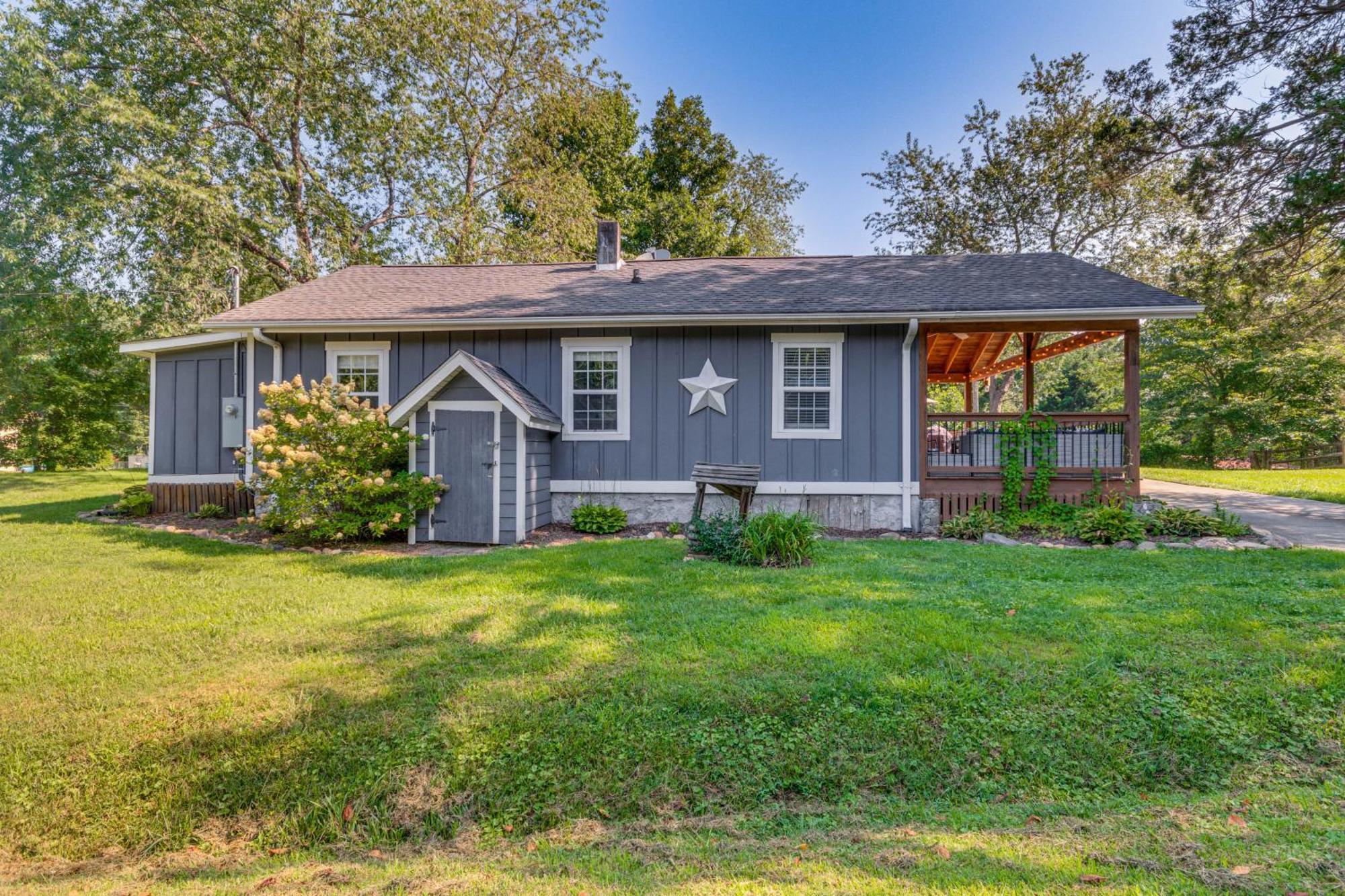 Cozy Cottage With Hot Tub Less Than 4 Mi To Black Mountain! Swannanoa ภายนอก รูปภาพ